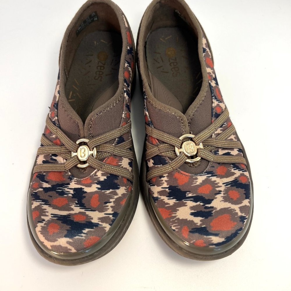 BZEES Niche Animal Print Washable Slip on Shoes Sz 6.5M Light Weight Comfy NWOT